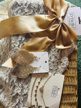 Glam Gold Accessory Bundle: Statement Earrings, Layered anklets & bow